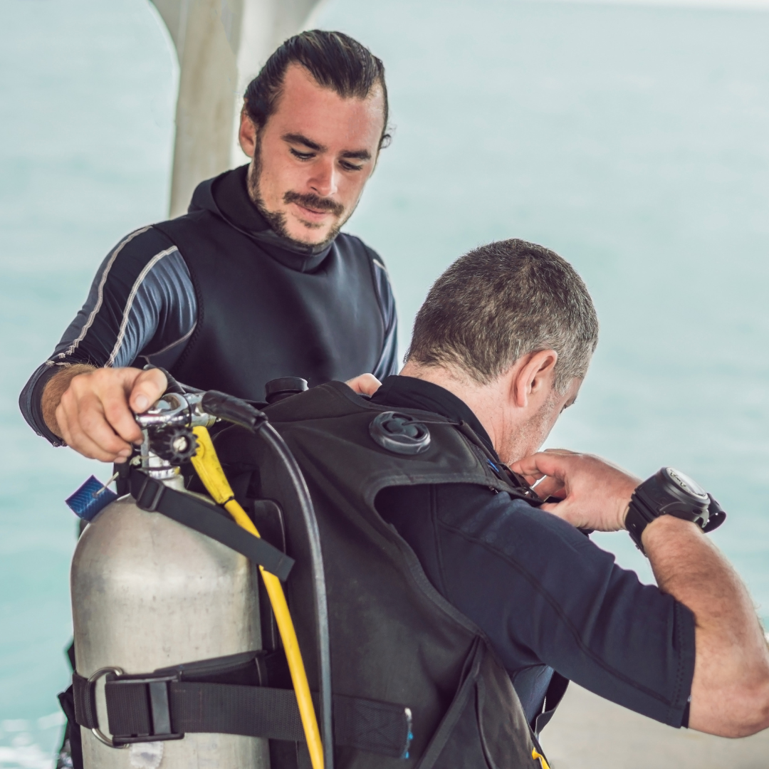 Treinamento náutico (1080 x 1080 px) (1)